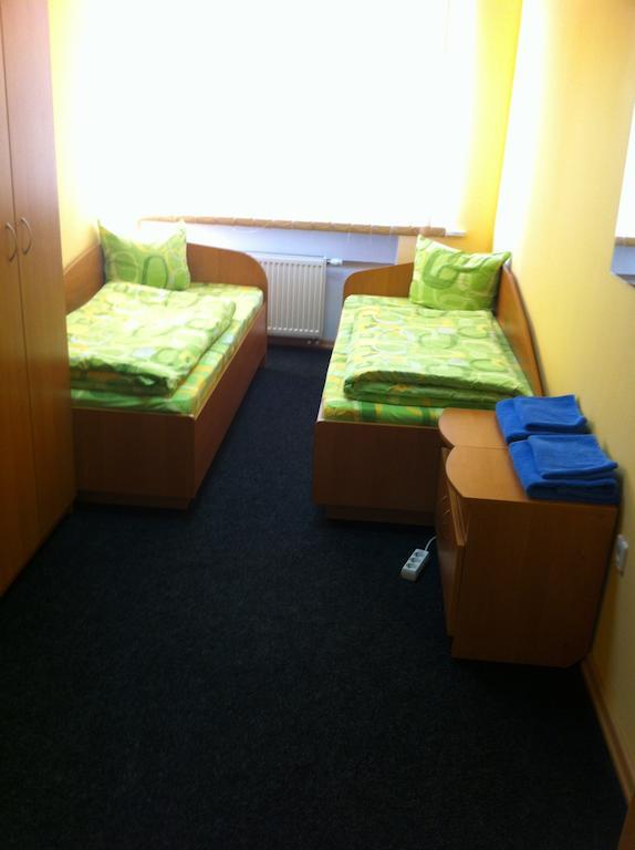 Molodizhniy Hostel Lviv Room photo